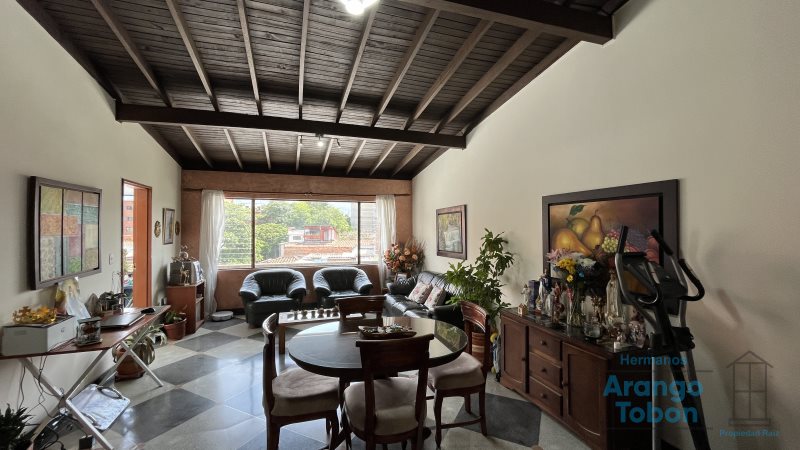 Apartamento en Venta en Laureles