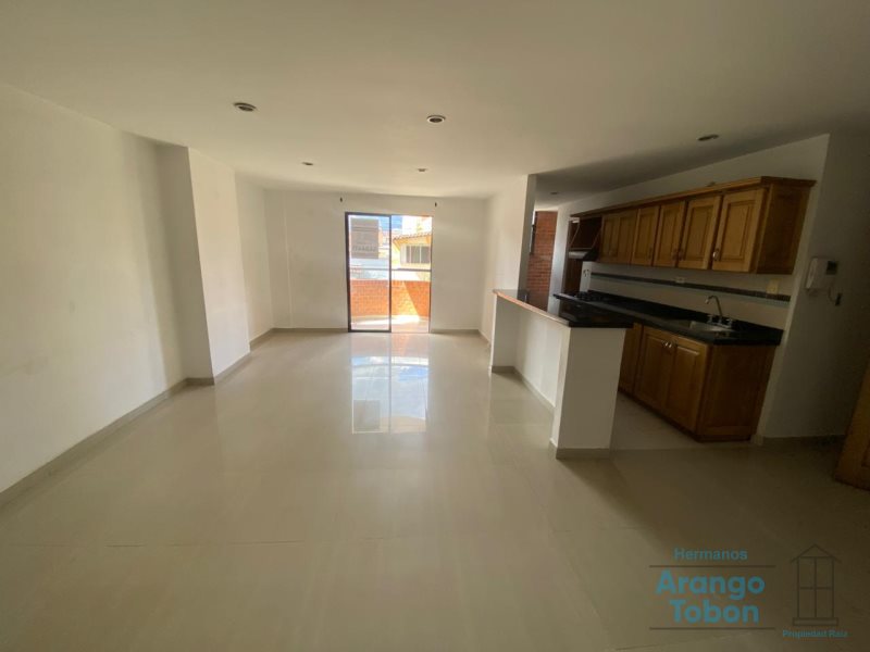 Apartamento en Arriendo en Laureles