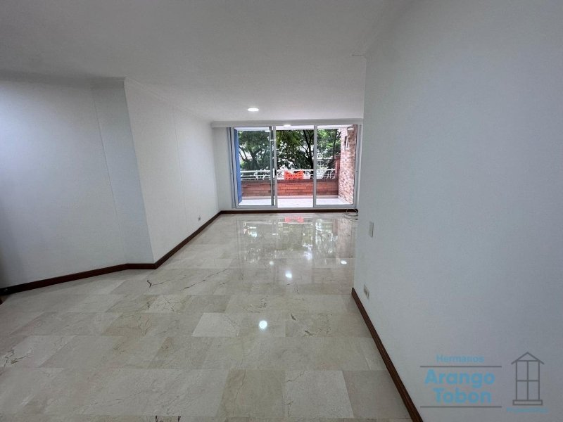 Apartamento en Arriendo en Laureles