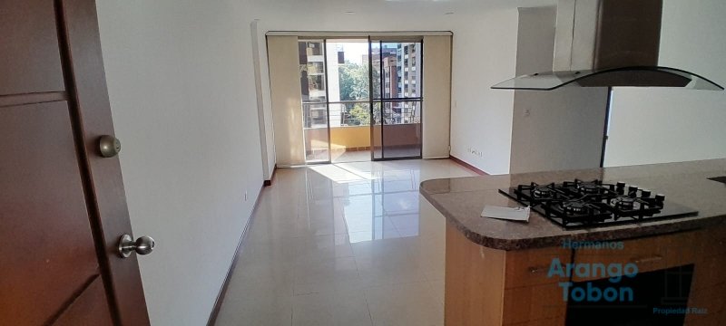 Apartamento en Arriendo en Laureles