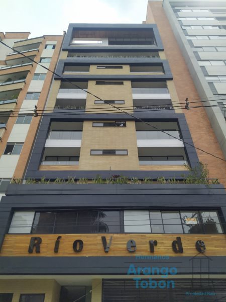 Apartamento en Arriendo en Conquistadores