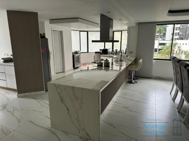 Apartamento en Arriendo en Los Balsos