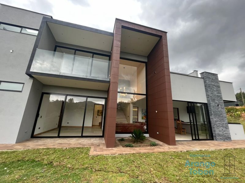 Casa-Finca en Venta en Vereda El Molino