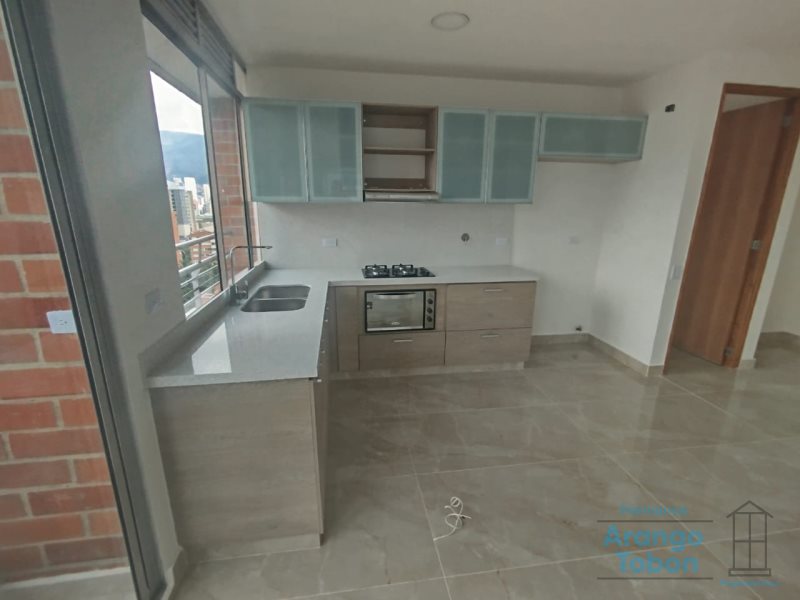 Apartamento en Arriendo en Conquistadores