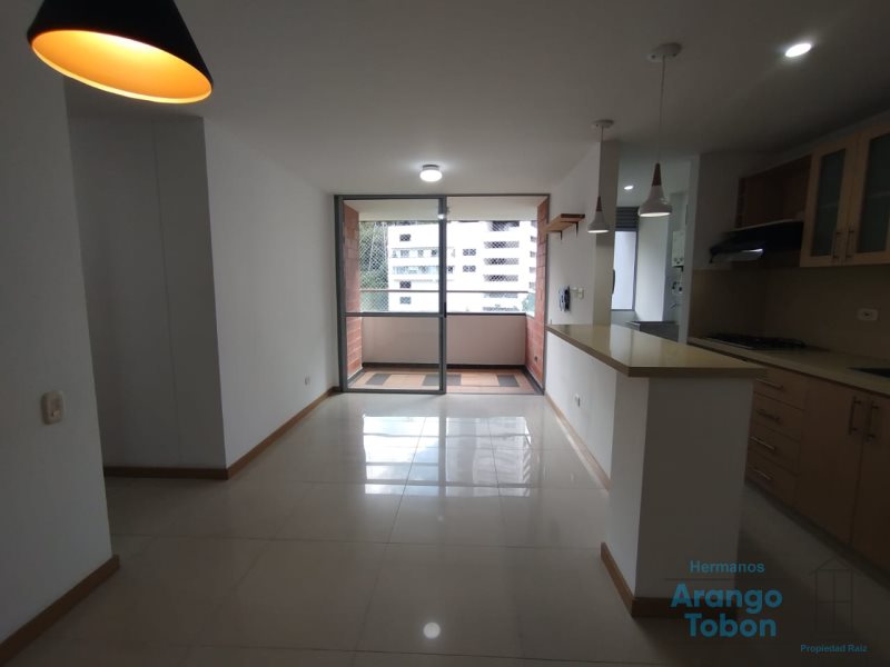 Apartamento en Arriendo en Loma Del Indio