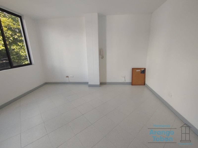Oficina en Arriendo en Conquistadores