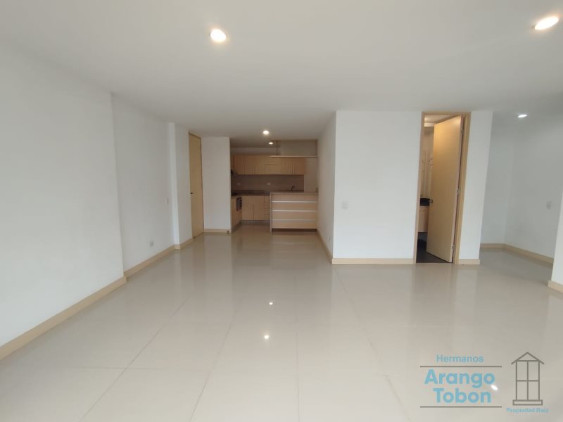 Apartamento en Arriendo en Loma Del Esmeraldal