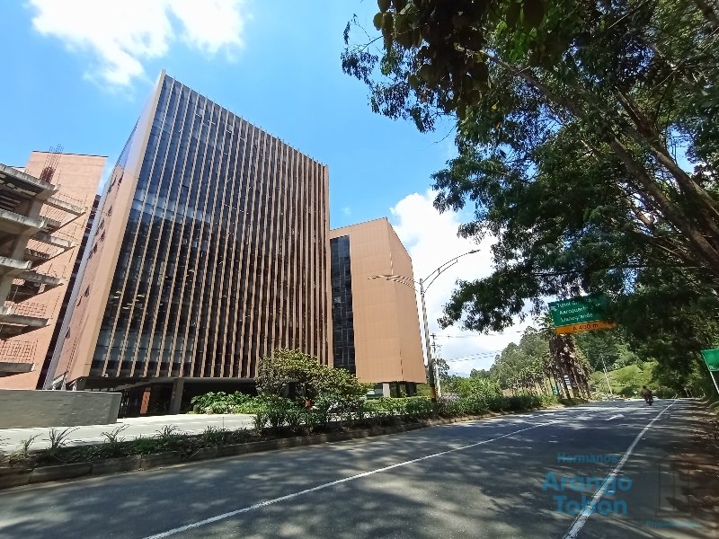 Oficina en Arriendo en Poblado