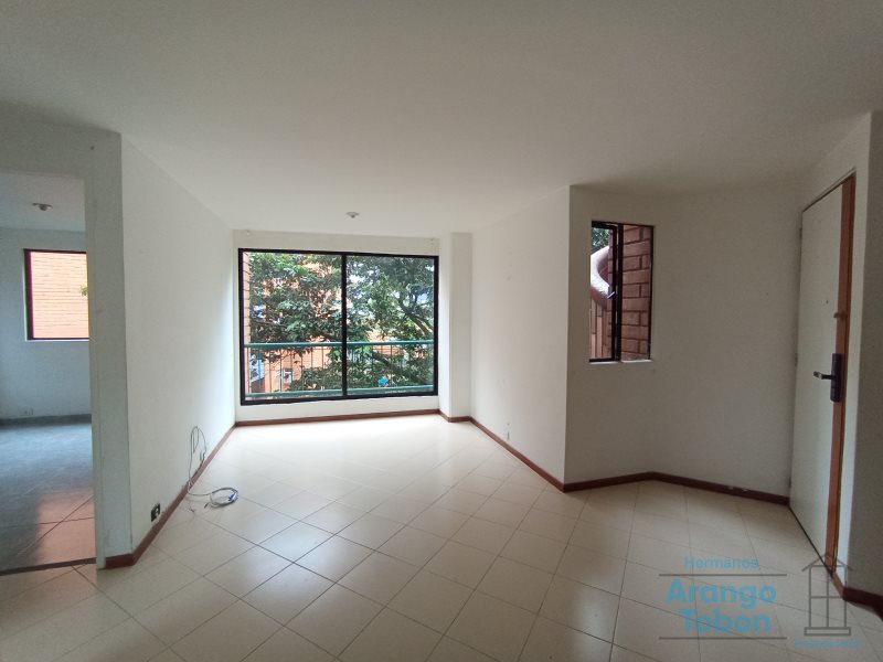 Apartamento en Arriendo en Loma De Los Bernal
