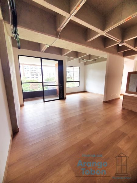 Apto-Loft en Arriendo en La Orquidea