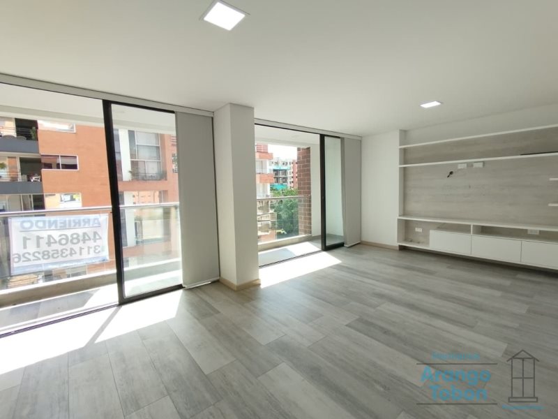 Apartamento en Arriendo en Conquistadores