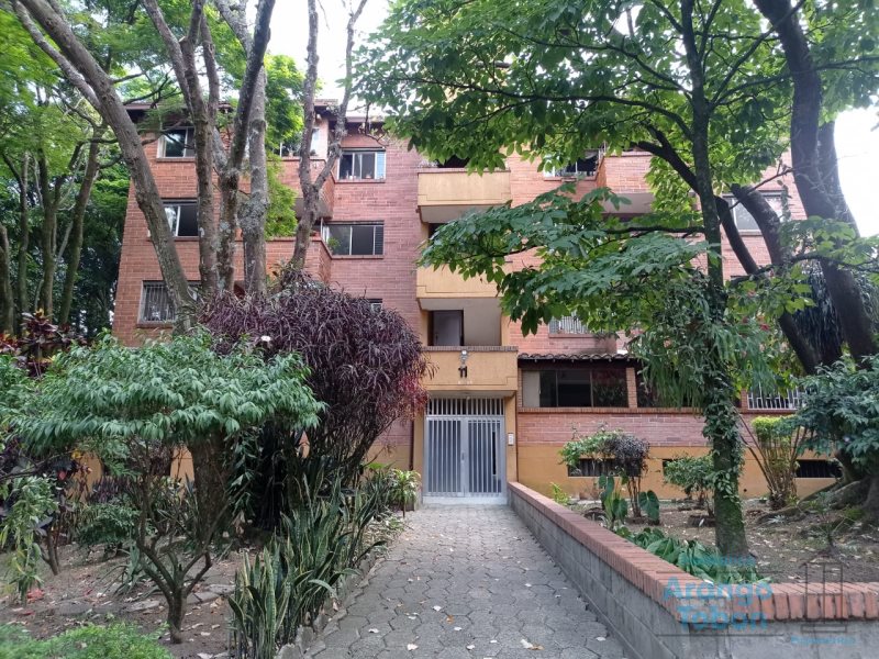Apartamento en Arriendo en Villa Del Aburra